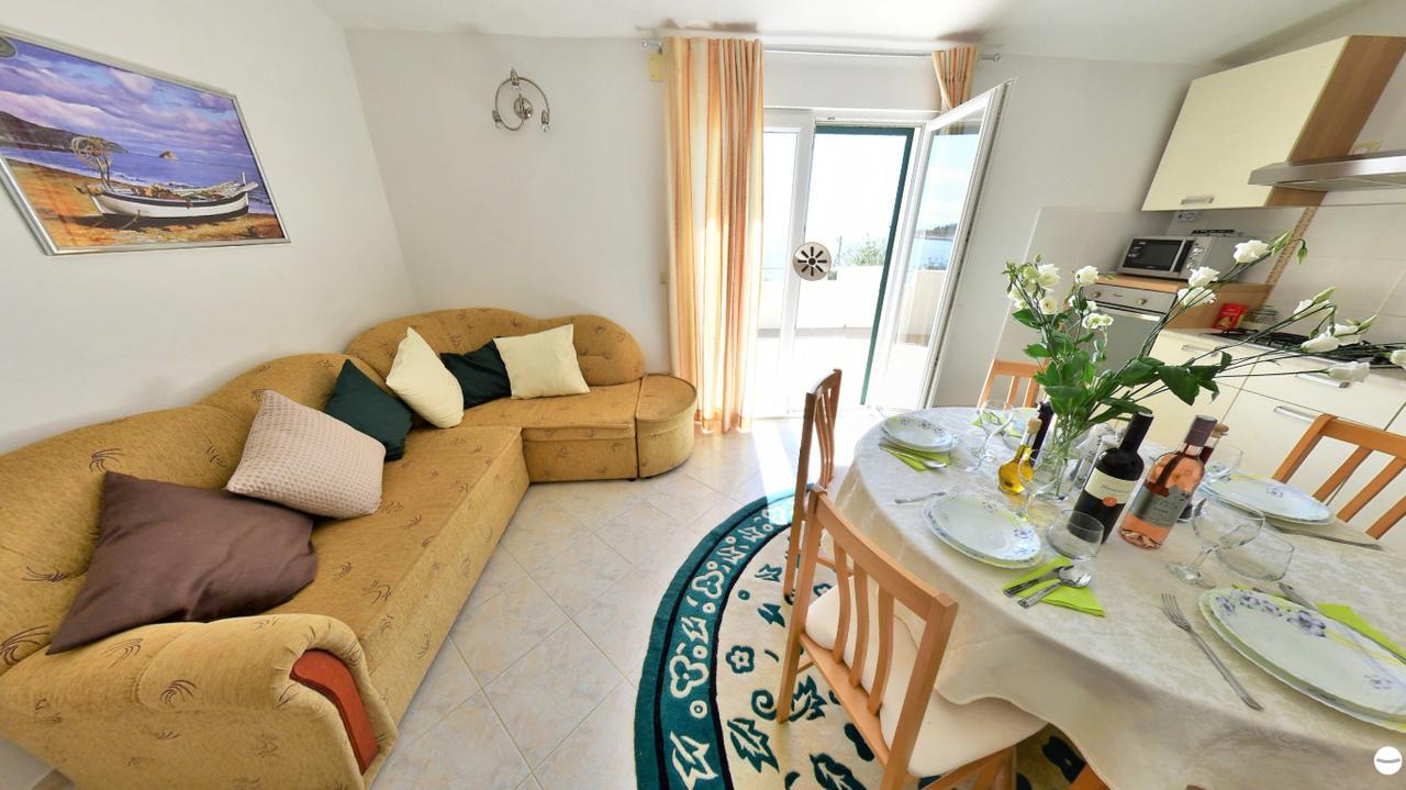 Apartment Ivica Drvenik Mali Buitenkant foto